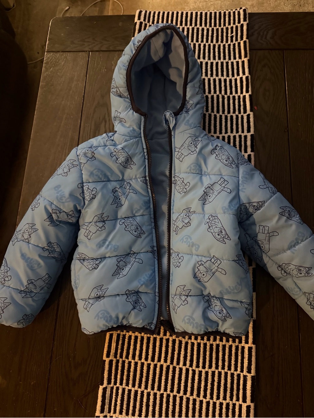 Bluey Puffer Jacket Hooded Blue Cartoon Print Kids 4T VGC